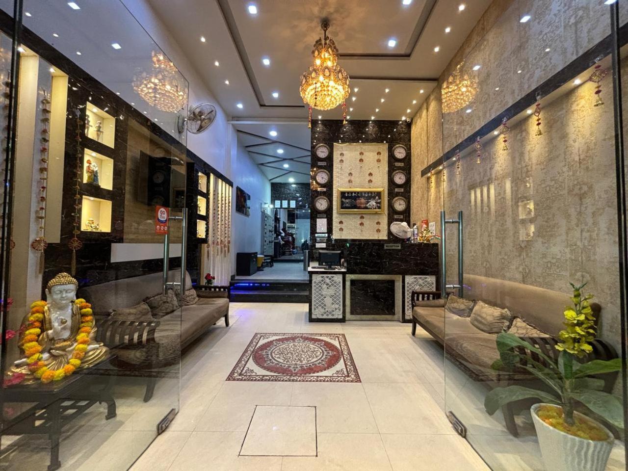 One Earth City Pearl Amritsar Exteriör bild